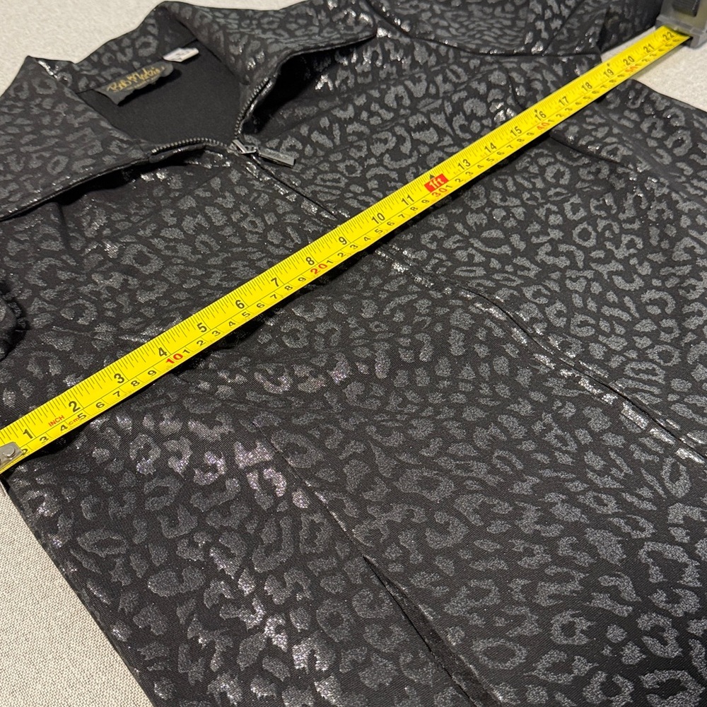 Bob Mackie Lurex Animal Patterned Zip front Jacket SZS. - Picture 6 of 14